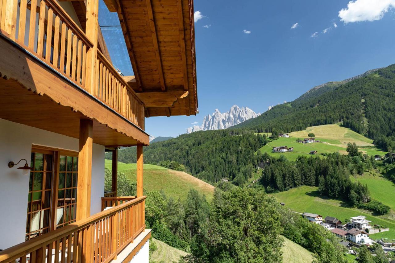 Villa Messner Фунес Екстериор снимка